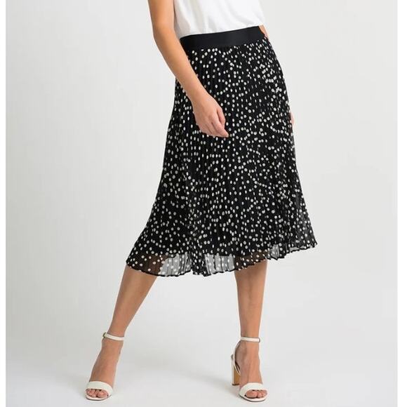 Torrid Polka Dot Black Pleated Midi Skirt Large - Picture 1 of 7